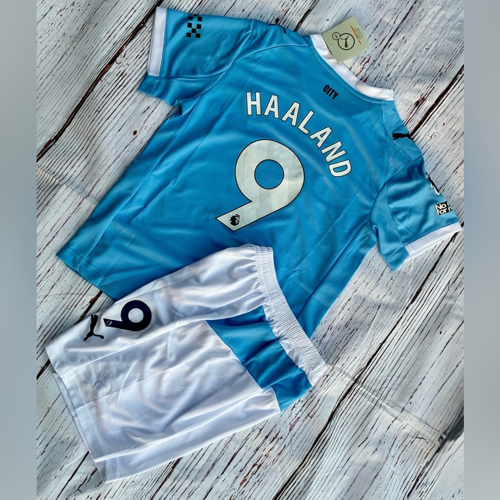 Manchester city haaland 9 set for kids - Picture 3 of 6